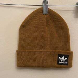 Adidas Men’s Tan Golden Knit Beanie OS NWOT Trendy Skater Fall Cozy 100% Acrylic